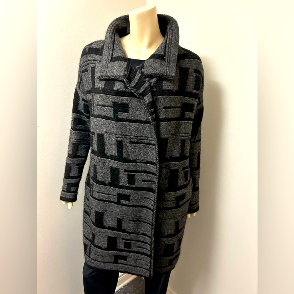 Sarah Pacini Sweater Coat